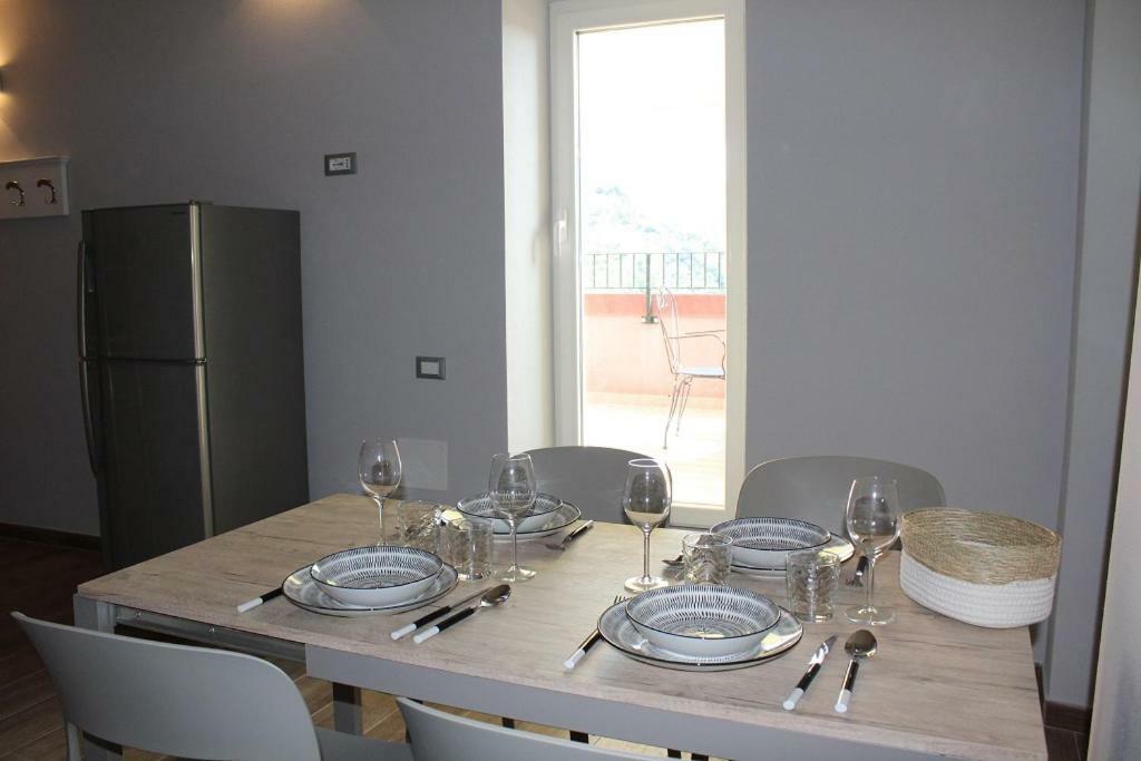 Residenza del Capitano Luxury Apartments Levanto Esterno foto